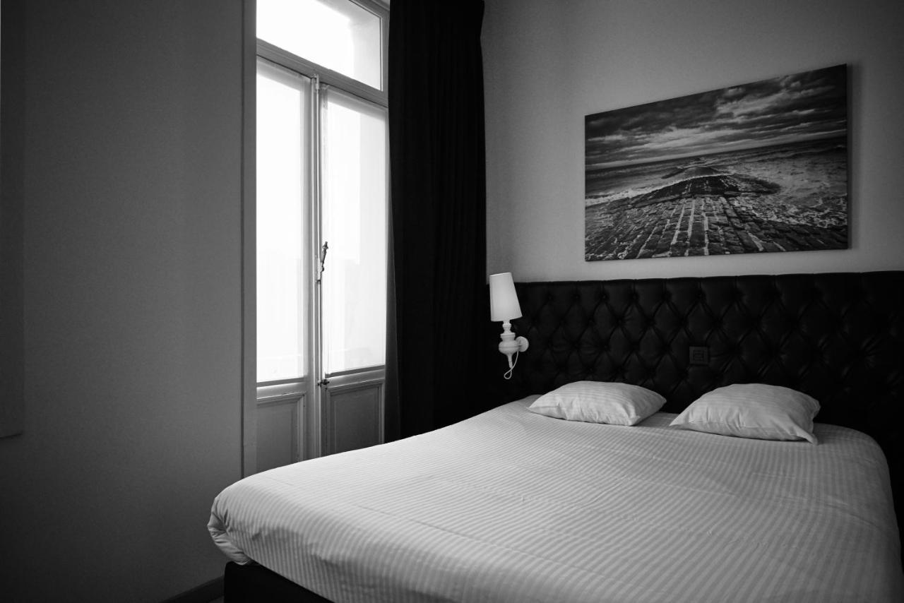 Hotel Le Parisien ออสเทนด์ ภายนอก รูปภาพ